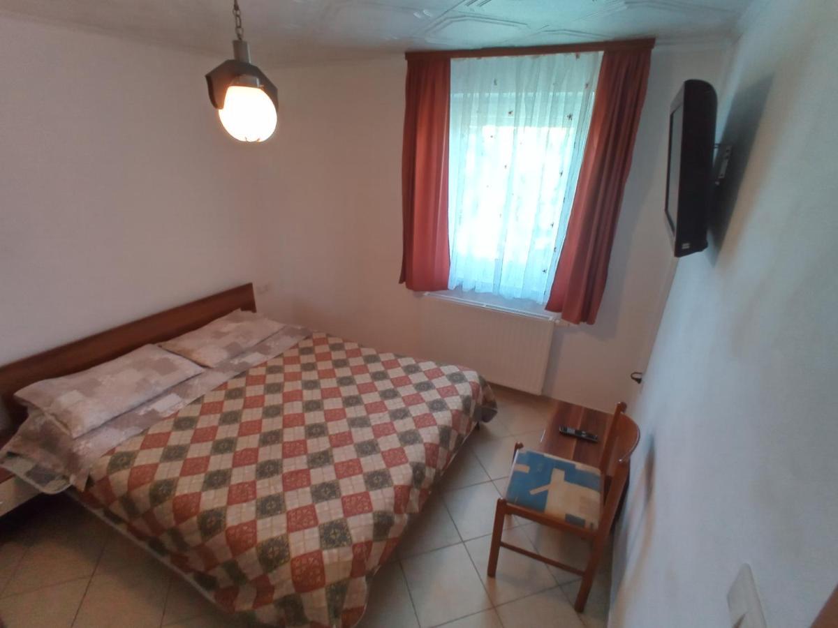 Apartment Mara Ankaran Luaran gambar